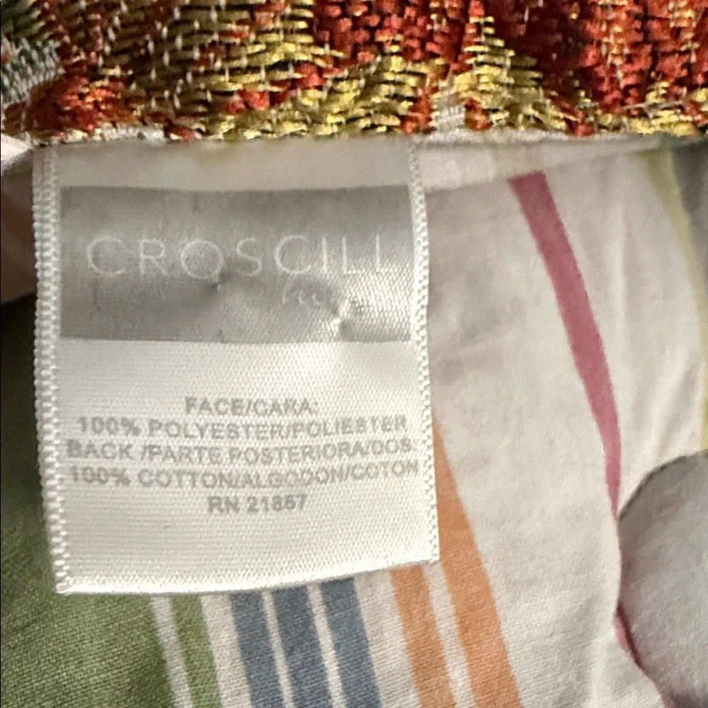 Croscill Mardi Gras - Floral Jacquard Comforter and 1 king sham